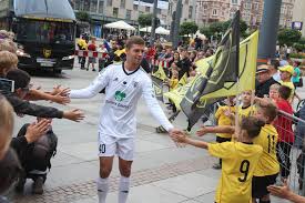We would like to show you a description here but the site won't allow us. Trikot Thread Polen Forum Seite 29 Transfermarkt