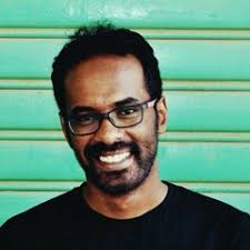 Listen to في الطيف (سودانيز باند) by Najla Abdalla in عمار playlist online  for free