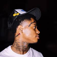 💥 She's live 💥 ELECTRIC EMOTIONS 💥