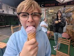 Joanne Ware (@flowerpowerjo) • Instagram photos and videos