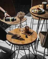 Perfect for any home, adding a warm modern touch. Hario Cafe Experiece Bar Drink Eat Shop Coffee Shop Pluit Permai Raya No 29 Jakarta Indonesia Coffee For Life Coffee Shop Coffee Table Referral Design