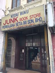 Last minute hotels in kuala lumpur. Vintage Treasures At The Junk Book Store Jalan Tun H S Lee Kuala Lumpur Leaf Blogazine