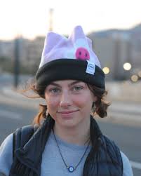 Black purple hat 🍇🌂🪻🪁