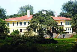 Just days after damaris wambui kamau rejected president uhuru kenyatta's gift,terming it a big joke macharia gachie, a father of six did not think twice about accepting the gift. President Uhuru Set To Retire In Ichaweri Village The Standard