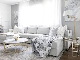 Find the perfect home furnishings at hayneedle, where you can buy online while you explore our room designs and curated looks for tips, ideas & inspiration to help you along the way. Ikea Vimle Sofa Paired With Cb2 Marble Coffee Table And Gold Frames From Targe Finca Mallor Couchtisch Marmor Ikea Wohnzimmer Wohnzimmer Ideen Wohnung