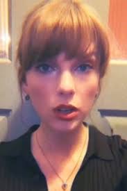 Taylor Swift Clothes and Outfits