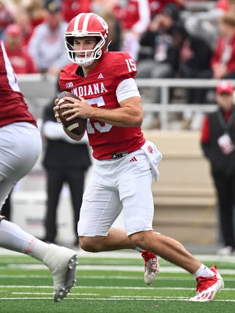 Rookie quarterback Fernando Mendoza is fighting to redefine his public narrative, do AI tạo