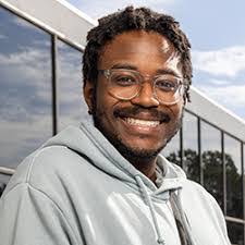 Eric Leeson's Instagram, Twitter & Facebook