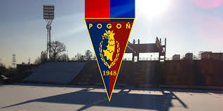 The club also has a men's handball team that plays in the superliga. Pilkarz Wisly Krakow O Krok Od Pogoni Szczecin Beda Tez Odejscia Z Portowcow Futbol Pilka Nozna