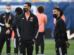 To redeem arsenal codes, launch the game and look for the twitter icon button on your screen. Villarreal 2 1 Arsenal Gunners Find Route Back Into Europa League Semi Final Tie Daily Mail Online