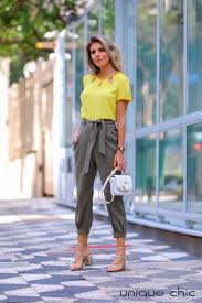 Calça Jeans Que Está Na Moda 2020 Samara Checon Preview Verao 2020 Looks Chic Looks Looks Femininos