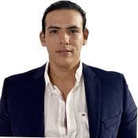 Armando Razo's Instagram, Twitter & Facebook