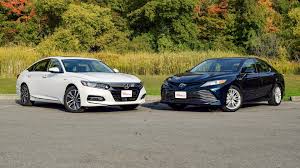 In 2020, there are a few changes made to the lx, ex, and touring trims. 2020 Toyota Camry Hybrid Vs Honda Accord Hybrid Comparison Test Expert Reviews Autotrader Ca