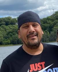 Ronald Teeter's Instagram, Twitter & Facebook