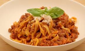 La Vraie Bolognaise Mycuisine Recette Bolognaise Recettes De Cuisine Recette Italienne