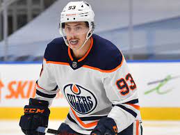 Connor mcdavid, auston matthews, nathan mackinnon named 2021 hart. Report Oilers Nugent Hopkins Making Progress On Long Term Extension Thescore Com