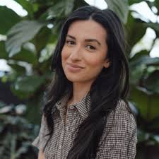 I'm happy to share that I've been promoted to Manager, Digital  Merchandising at Aritzia! 👩🏼‍💻