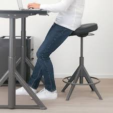 Alefjall Office Chair Glose Black Ikea In 2020 Ikea Ikea Office Guest Chair