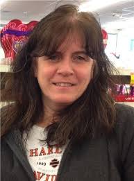 Lisa Folino's Instagram, Twitter & Facebook