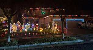 Kick off holiday celebrations festival trees, children can meet santa claus they visit land explore gingerbread houses enjoy treats sweet shop have such caring community loves festival plus decorated christmas trees huge selection. The 6 Best Christmas Decorated Houses In Los Banos Pawprint