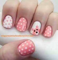 Pintarte las uñas de los pies es una forma divertida de expresarte. Cuatro Imagenes De Unas Pintadas Para Ninas Con Diseno Facil Paperblog