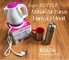 Teko listrik atau thermopot merupakan peralatan berbentuk teko yang dapat merebus air dengan menggunakan daya listrik. Produk Bolde Teko Listrik Bolde Teko Super Kettle Elite Ceret Listrik Kettle Pemanas Air Masak Air 1 Kg Www Kiozorenz Com