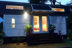 Modern Tiny House On Wheels In Orlando Fl Tiny House Exterior Modern Tiny House Tiny Houses For Sale