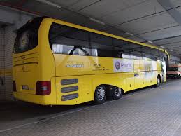 Do you know some buses or something? Dortmund Explosionen Beim Bvb Mannschaftsbus Wikinews Die Freie Nachrichtenquelle
