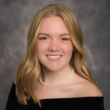 🎓 A BIG congratulations to EMMA...