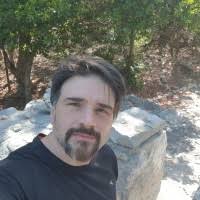 400+ perfiles de «Adrián Fernando»