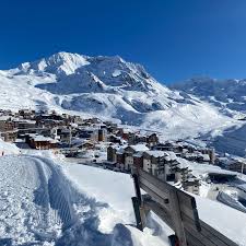 Le tableau ci dessous vous permet de prendre connaissance des prévisions météo des prochains jours à val thorens : Ucpa Val Thorens Impresa Locale Saint Martin De Belleville 2112 Foto Facebook
