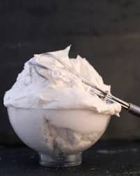 Faites Deguster Une Chantilly De Karite A Vos Cheveux Beautiful Boucles Chantilly De Karite Cheveux Tres Sec Karite