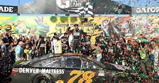 A win in one round of the playoffs automatically advances a driver to the next round—so long fourth round of the playoffs: Chicago And Playoff Favorite Martin Truex Jr Talks On Media Day Nascar Notes
