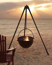 Nermin Kakus Ates Cukuru Bahce Verandasi Modern Ev Tasarimi