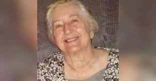 Irene Meadows's Instagram, Twitter & Facebook