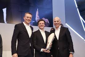 The Best Bmw Dealers In The World Bmw Celebrates Its Dealers With The Excellence In Sales Award