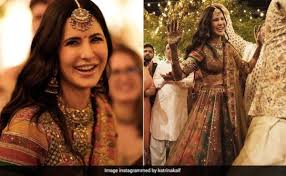 To Marry Vicky Kaushal, Katrina Kaif Picked A Silk Sabyasachi Lehenga Once  More For Her Mehendi Ceremony