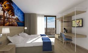 Los versos del cantar de mio cid están divididos en dos hemistiquios separados por cesura. El Hotel Calas De Alicante Abre Al Publico Sobre Los Cimientos Del Mio Cid Con El 80 De Ocupacion Alicanteplaza