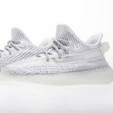 These originally released in late april of 2017 with a retail price of $220 and restocked in september of 2018. Fake Yeezy Buy Cheap Yeezy Boost Sale Online Fake Yeezys