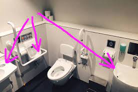 多目的トイレには手を洗う場所が複数ある その理由を知っていますか とあるマンガが話題 トイレ 場所 かと