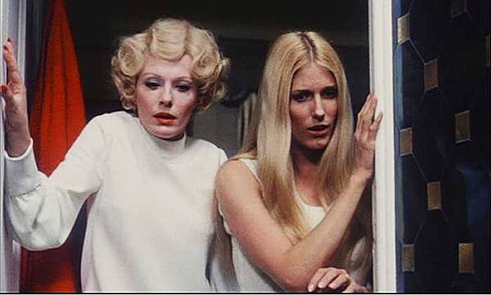 MOVIE REVIEW: DAUGHTERS OF DARKNESS (1971) - OUTBURN ONLINE