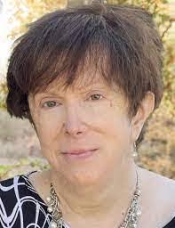 Jennifer Edgemon's Instagram, Twitter & Facebook