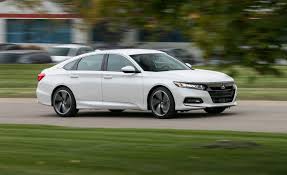 The bold and upright front fascia is highlighted by honda's. 2018 Honda Accord Sport 1 5t Manual Tested