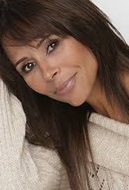 Yvette Beyer's Instagram, Twitter & Facebook