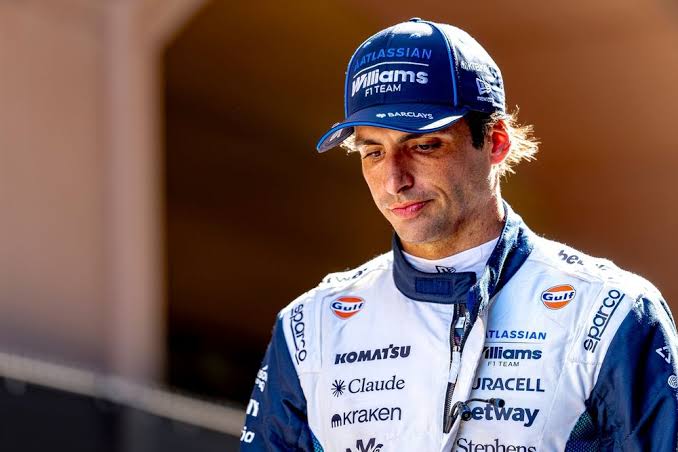 Carlos Sainz hits out at “stupid risks” from F1 rivals: 'How can a veteran  like Nico do this?'