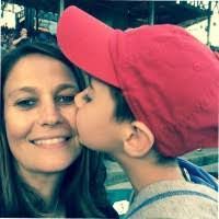 Kelly Clement's Instagram, Twitter & Facebook