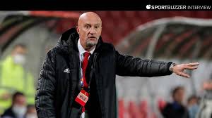 Herr rossi sucht das glück. Ungarn Trainer Marco Rossi Vor Playoff Duell Mit Island Unsere Besten Spieler Sind In Der Bundesliga Sportbuzzer De