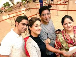 Pin By Kamil Khan On Hina Khan Tv Actors Boss Drama Tv Series