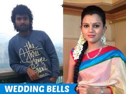Pranavi Raghu Master Singer Pranavi To Marry Raghu Master Pranavi Raghu Master Love Story Singer Pranavi To Enter The Wedlock With Raghu Master Raghu Master Marriage Singer Pranavi Marriage Filmibeat Apart from singing, he has also made his debut as a composer through a kannada movie named andhar bahar in the year 2012. singer pranavi to marry raghu master
