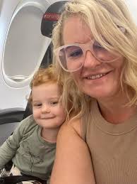 Hi, 26 from the UK got job as carpenter (9-5) sorted and looking for a long  term room to rent hoping to stay upwards of a year. Clean, respectful and  easy going!